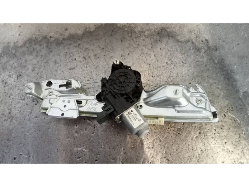 Recambio de elevalunas trasero derecho para renault megane iv berlina 5p limited + referencia OEM IAM 827209091R  