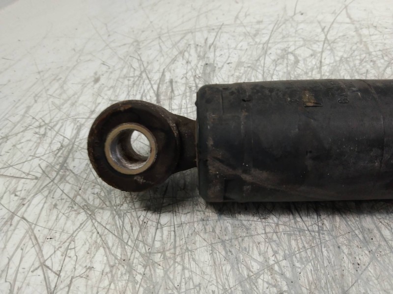 Recambio de amortiguador trasero para iveco daily combi referencia OEM IAM   