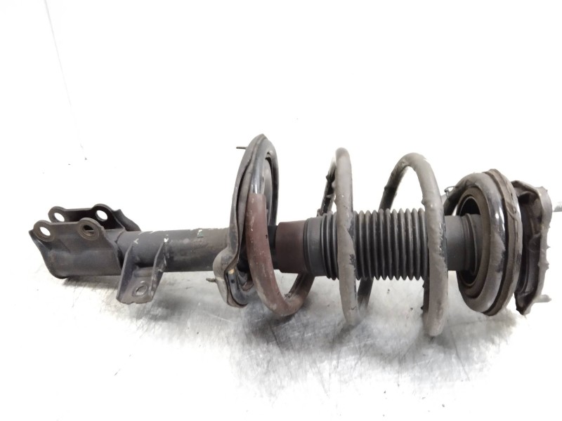 Recambio de amortiguador delantero izquierdo para kia cee´d emotion referencia OEM IAM 546501H100  