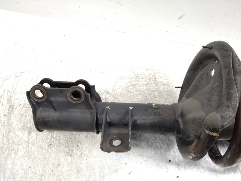 Recambio de amortiguador delantero izquierdo para kia cee´d emotion referencia OEM IAM 546501H100  
