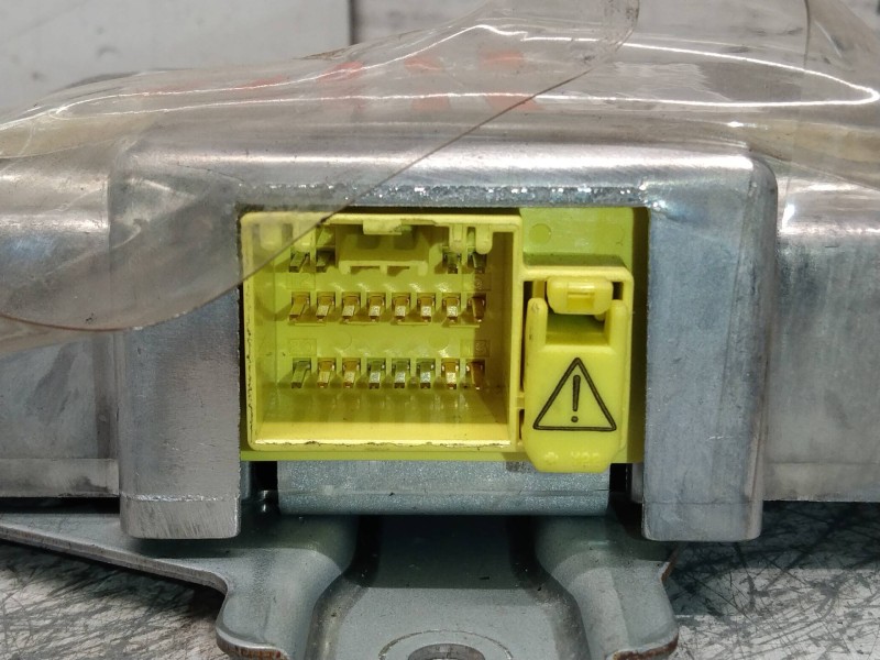 Recambio de centralita airbag para suzuki grand vitara 5 puertas sq (ft) 2.0 td referencia OEM IAM 3891050J10 1523006270 
