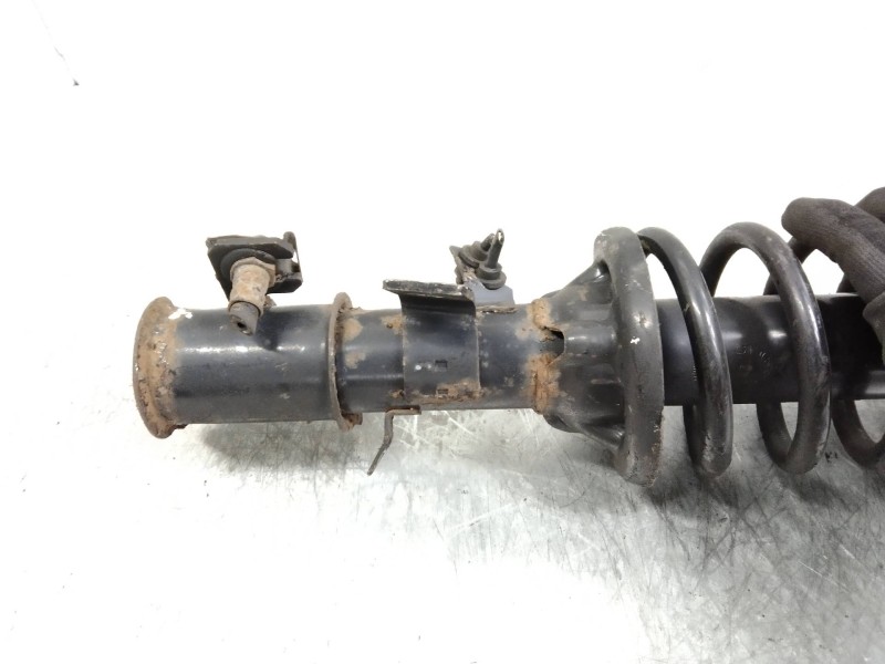 Recambio de amortiguador delantero derecho para kia rio 1.3 cat referencia OEM IAM   