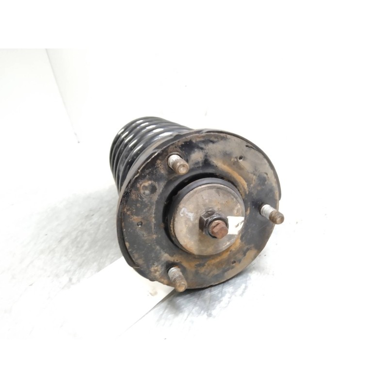 Recambio de amortiguador delantero izquierdo para kia sorento 2.5 crdi concept referencia OEM IAM 546303E100  