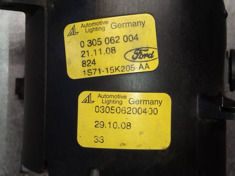 Recambio de faro antiniebla derecho para ford mondeo berlina (ge) ambiente referencia OEM IAM 1S7115K205AA 0305062004 