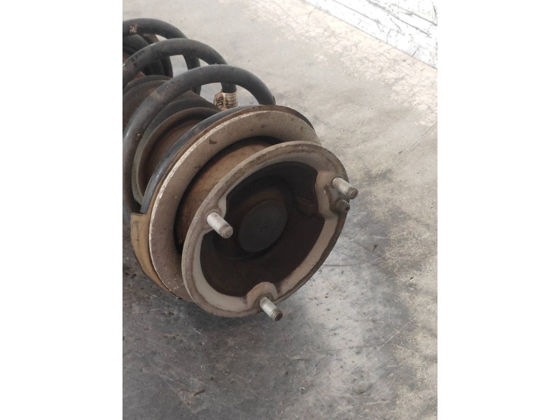 Recambio de amortiguador delantero derecho para bmw serie 3 touring (e91) 325d referencia OEM IAM 31316772924  