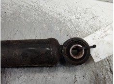 Recambio de amortiguador trasero para kia carnival ii 2.9 crdi lx referencia OEM IAM    2