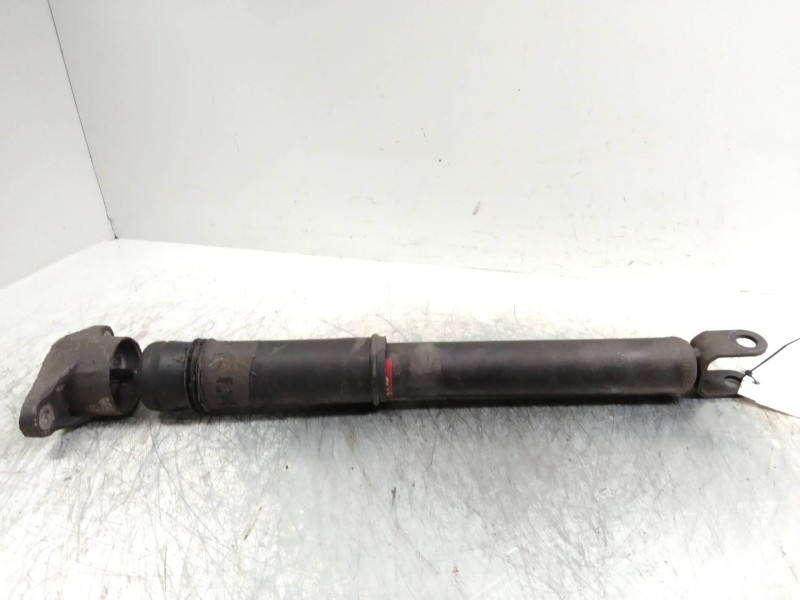 Recambio de amortiguador trasero para kia cee´d sporty wagon ex referencia OEM IAM   