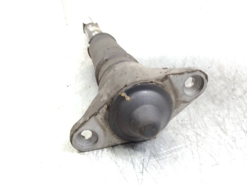 Recambio de amortiguador trasero para kia cee´d sporty wagon 1.6 cat referencia OEM IAM 553101H200  