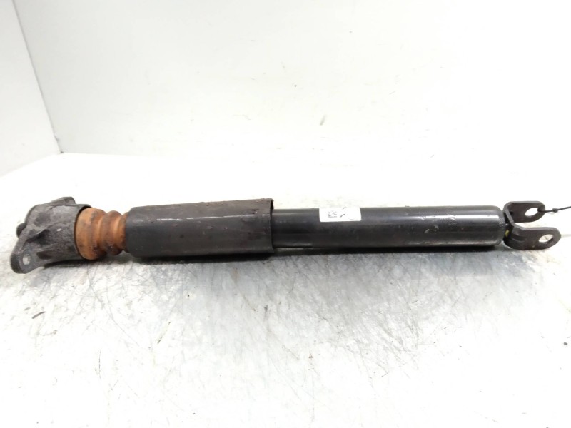 Recambio de amortiguador trasero para kia cee´d drive referencia OEM IAM 55300A2010  