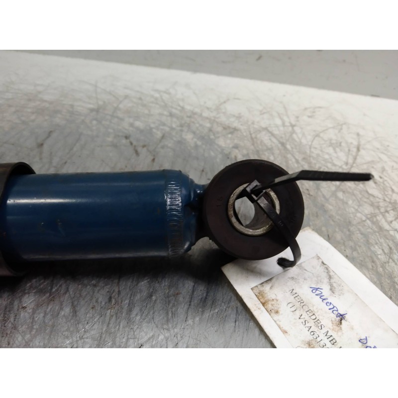 Recambio de amortiguador trasero para mercedes mb 100 d caja cerrada / combi 2.4 diesel referencia OEM IAM   