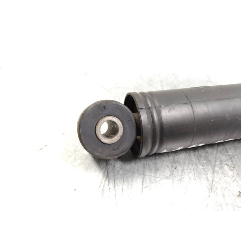 Recambio de amortiguador trasero para mercedes mb 100 d caja cerrada / combi 2.4 diesel referencia OEM IAM   