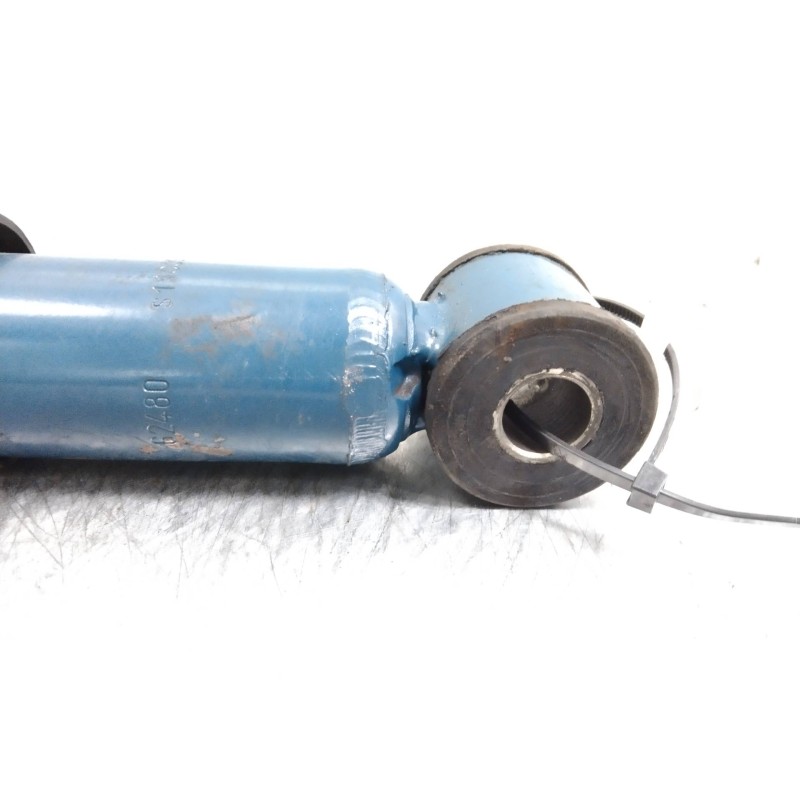 Recambio de amortiguador trasero para mercedes mb 100 d caja cerrada / combi 2.4 diesel referencia OEM IAM   