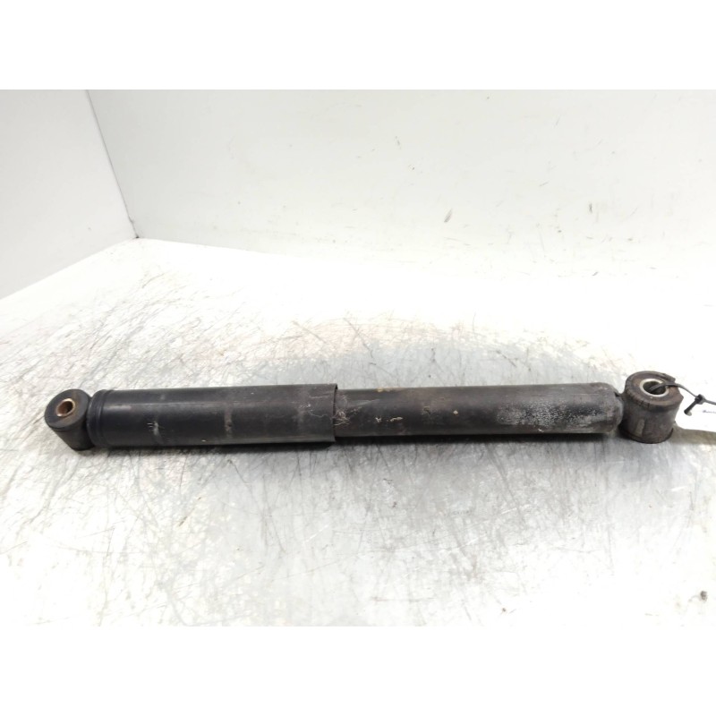 Recambio de amortiguador trasero para mercedes mb 100 d caja cerrada / combi 2.4 diesel referencia OEM IAM   