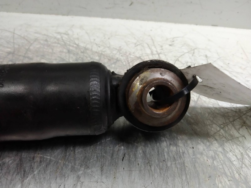 Recambio de amortiguador delantero para mercedes clase m (w163) 400 cdi (163.128) referencia OEM IAM A1633260800  