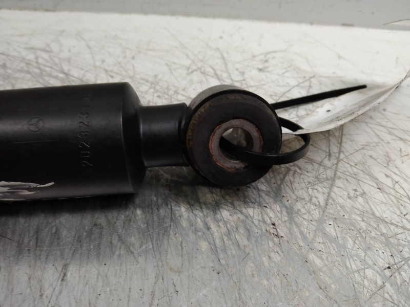 Recambio de amortiguador delantero para mercedes clase c (w202) berlina 180 (202.018) referencia OEM IAM   