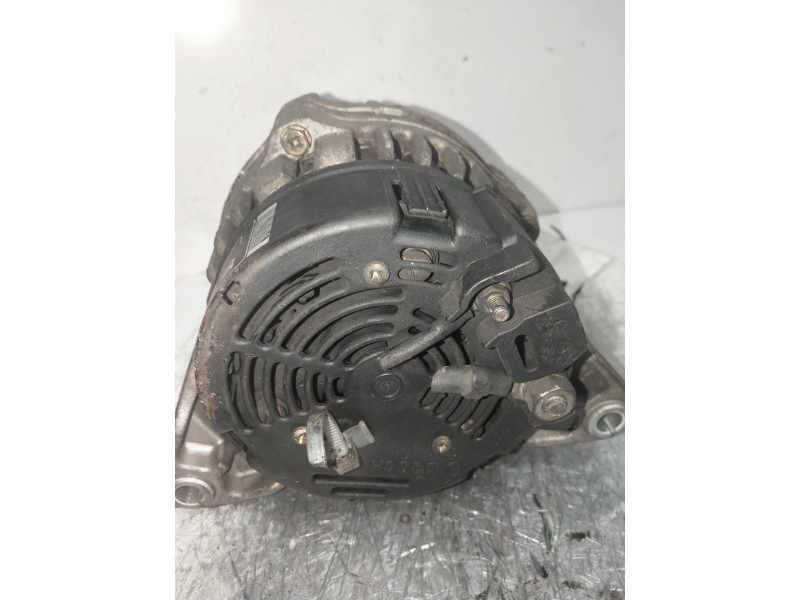 Recambio de alternador para opel corsa b base (e) referencia OEM IAM 0123100003 BOSCH 