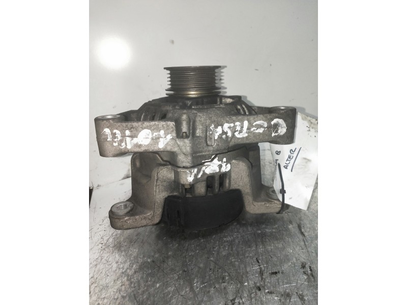 Recambio de alternador para opel corsa b swing referencia OEM IAM 0123100003 BOSCH 