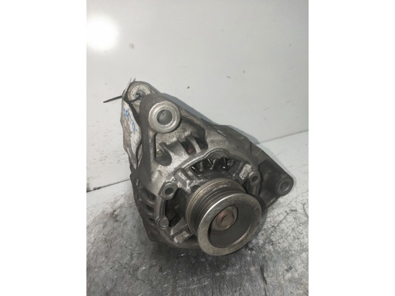 Recambio de alternador para opel corsa b gls referencia OEM IAM 0123100003  