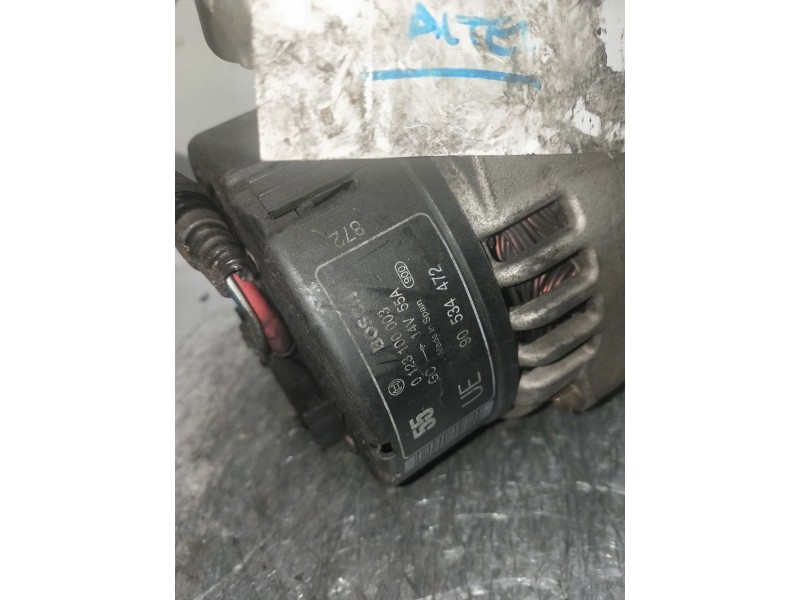 Recambio de alternador para opel corsa b gls referencia OEM IAM 0123100003  