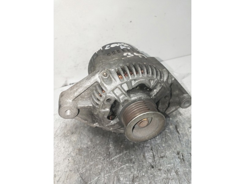 Recambio de alternador para opel corsa b base referencia OEM IAM 0123100001  