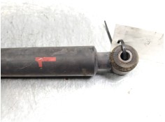 Recambio de amortiguador trasero para mercedes clase c (w201) berlina 1.8 e 190 (201.018) referencia OEM IAM    2