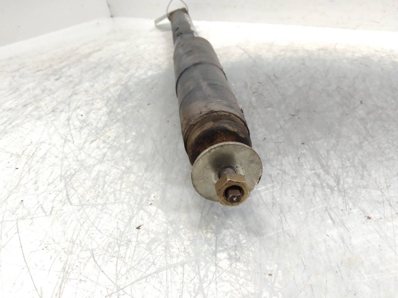 Recambio de amortiguador trasero para mercedes clase c (w201) berlina 1.8 e 190 (201.018) referencia OEM IAM   