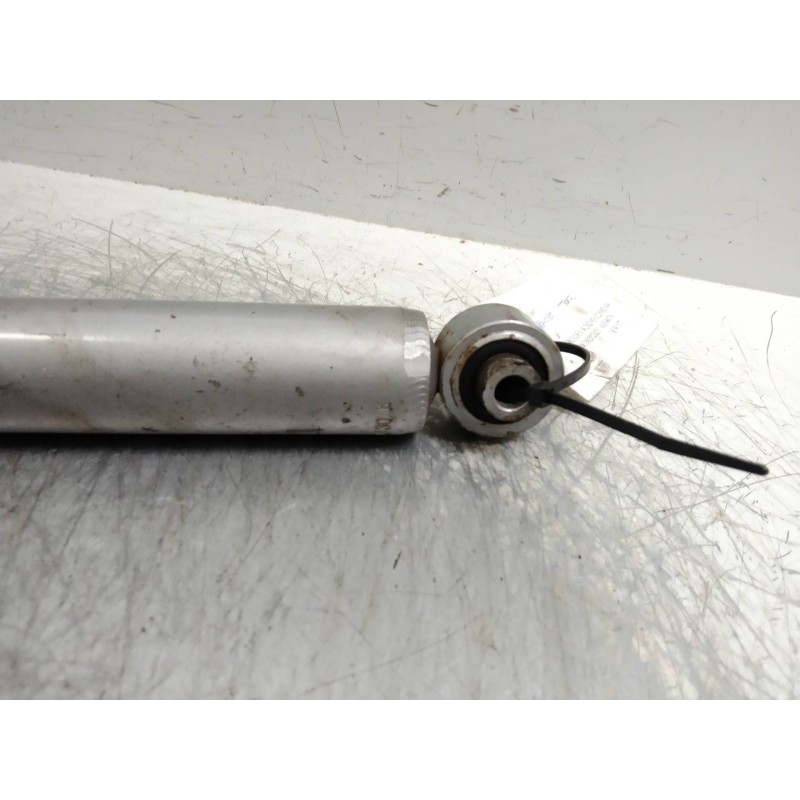Recambio de amortiguador trasero para mercedes clase c (w202) berlina 2.5 diesel cat referencia OEM IAM   