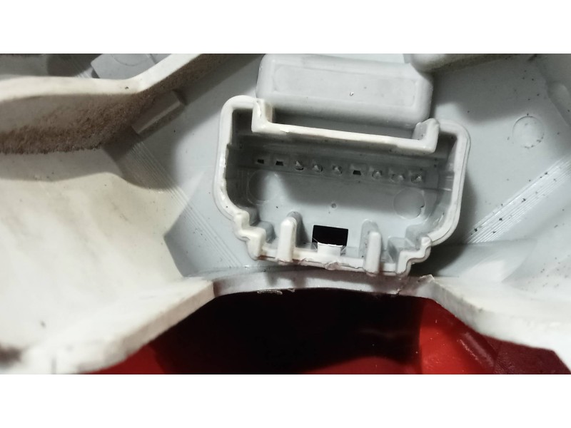 Recambio de piloto trasero derecho para toyota auris luna referencia OEM IAM   