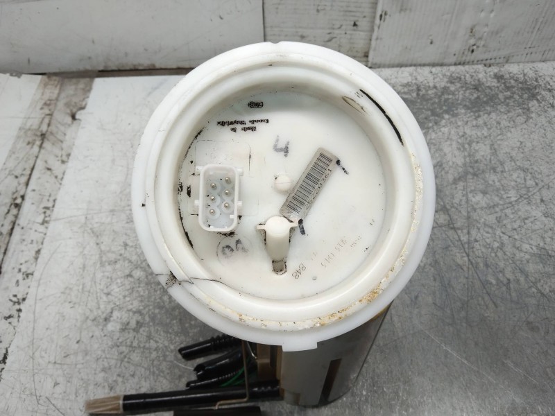 Recambio de bomba combustible para bmw serie 5 berlina (e60) 530d referencia OEM IAM 0580303043 6765848 