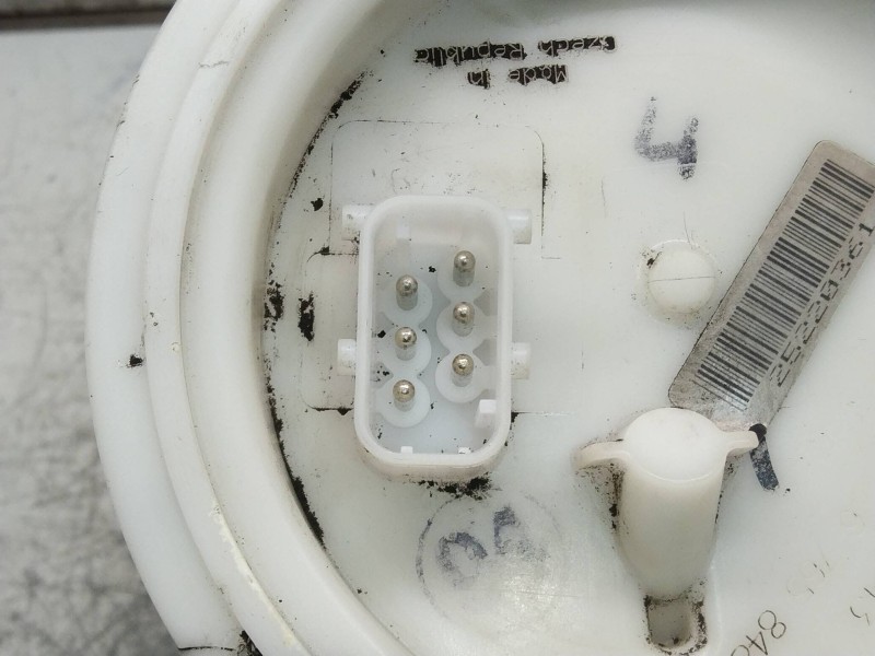 Recambio de bomba combustible para bmw serie 5 berlina (e60) 530d referencia OEM IAM 0580303043 6765848 