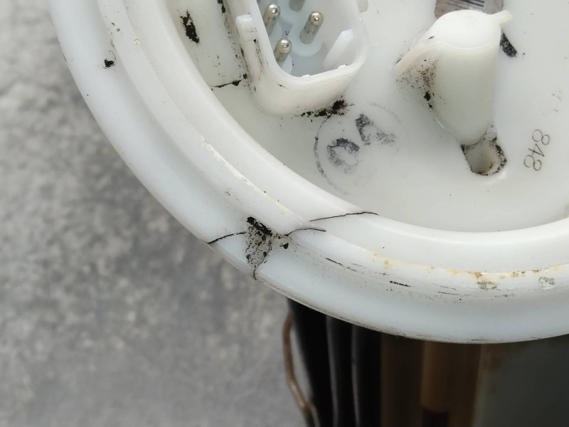 Recambio de bomba combustible para bmw serie 5 berlina (e60) 530d referencia OEM IAM 0580303043 6765848 