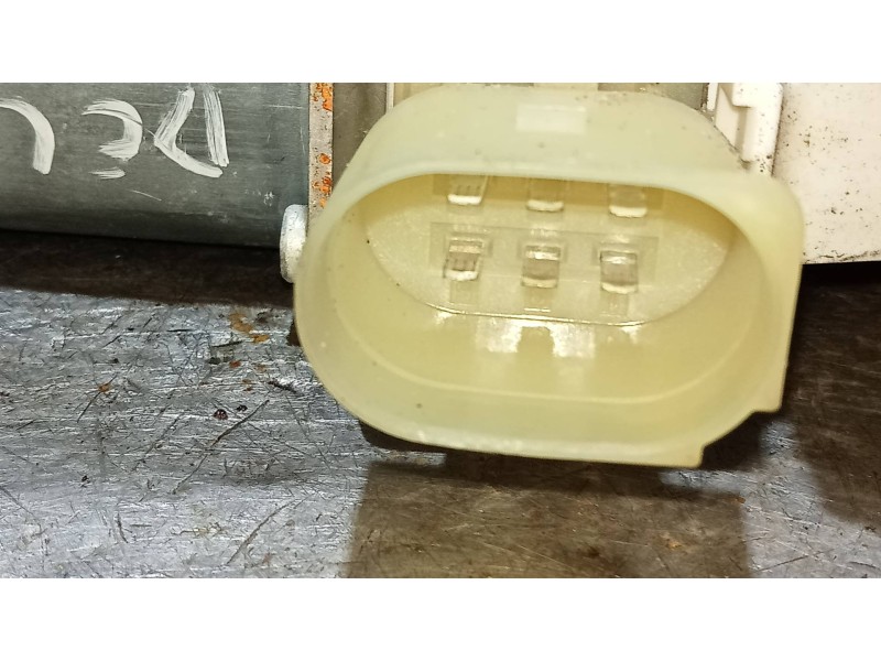 Recambio de elevalunas delantero derecho para bmw serie 3 gran turismo (f34) 320d referencia OEM IAM 7291426  5P