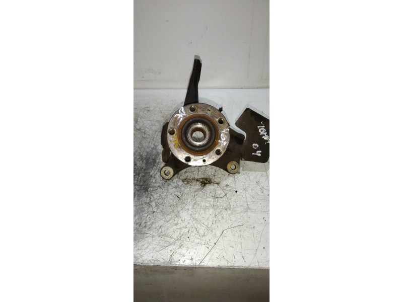 Recambio de mangueta delantera derecha para peugeot 407 sw st confort referencia OEM IAM   