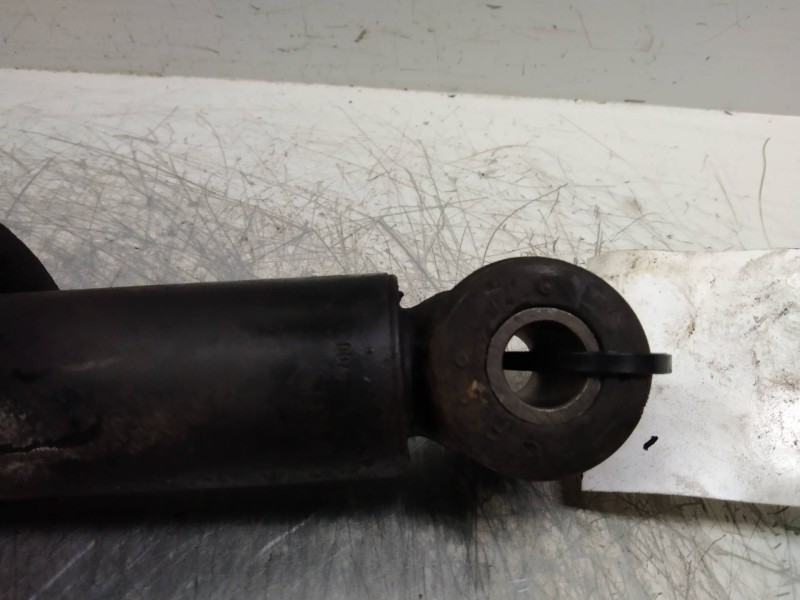 Recambio de amortiguador trasero para mercedes vito caja cerrada 6.03  111 cdi largo (639.603) referencia OEM IAM   