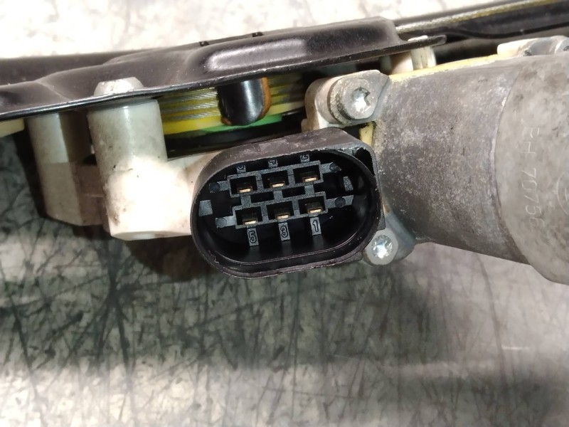 Recambio de elevalunas trasero derecho para bmw serie 5 berlina (e60) 530d referencia OEM IAM   4P