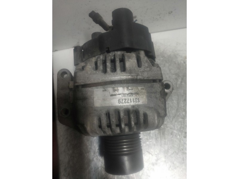 Recambio de alternador para opel corsa c corsavan (comercial) referencia OEM IAM   