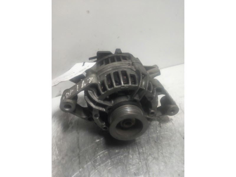 Recambio de alternador para opel corsa c sport referencia OEM IAM 0124225024  