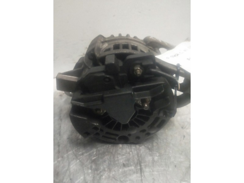 Recambio de alternador para opel corsa c sport referencia OEM IAM 0124225024  