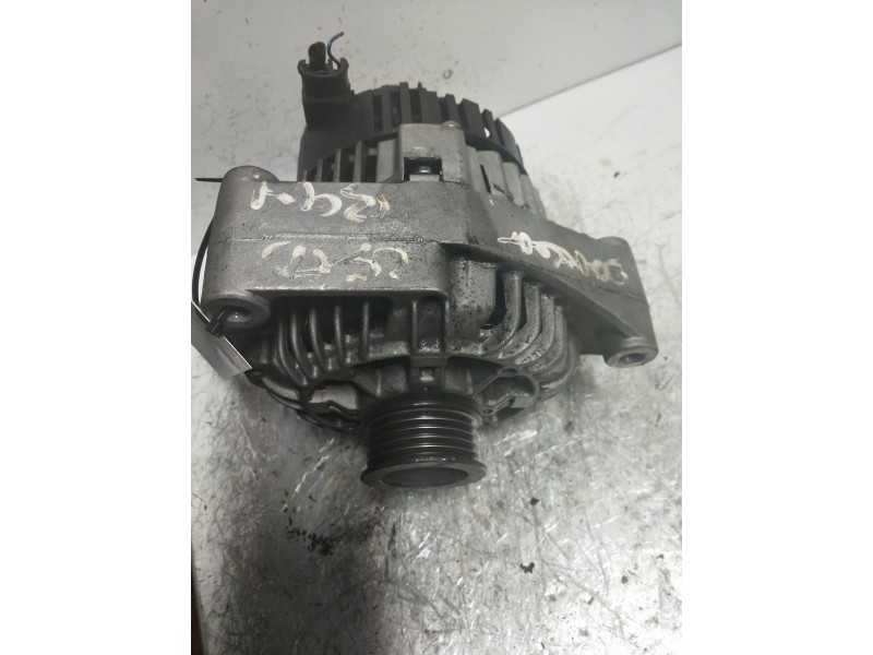 Recambio de alternador para opel omega b touring berlina referencia OEM IAM   