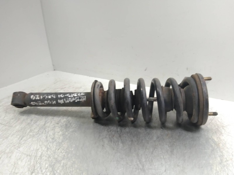 Recambio de amortiguador delantero izquierdo para mitsubishi montero (l040) 2500 td (4-ptas.) referencia OEM IAM   