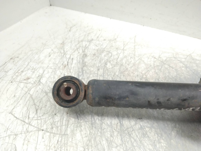 Recambio de amortiguador delantero izquierdo para mitsubishi montero (l040) 2500 td (4-ptas.) referencia OEM IAM   