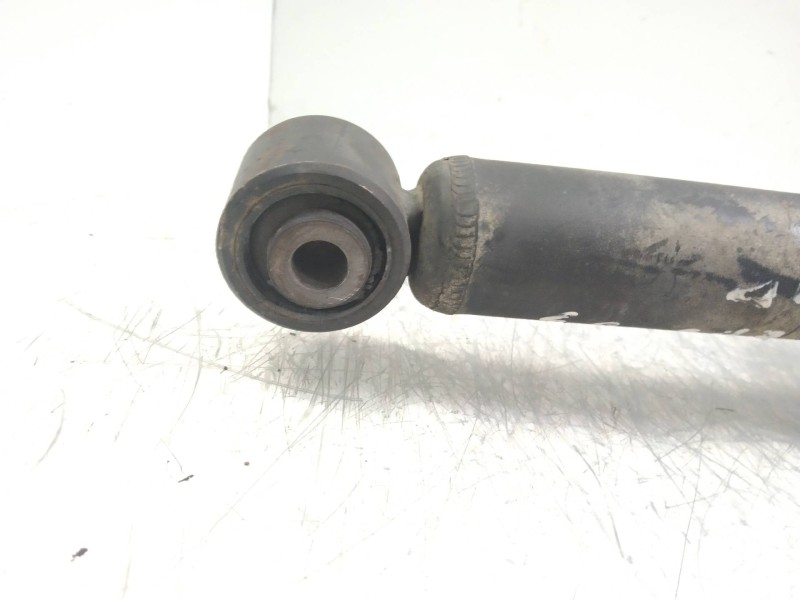 Recambio de amortiguador delantero derecho para mitsubishi montero (v60/v70) 3.2 di-d cat referencia OEM IAM   