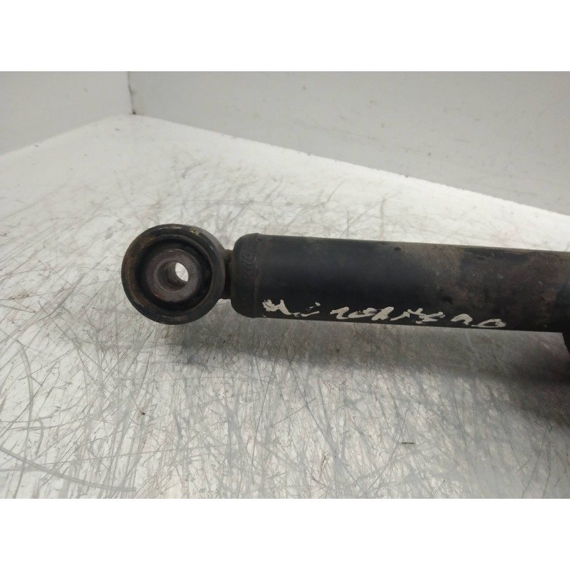 Recambio de amortiguador delantero izquierdo para mitsubishi montero (v60/v70) 3.2 di-d cat referencia OEM IAM   