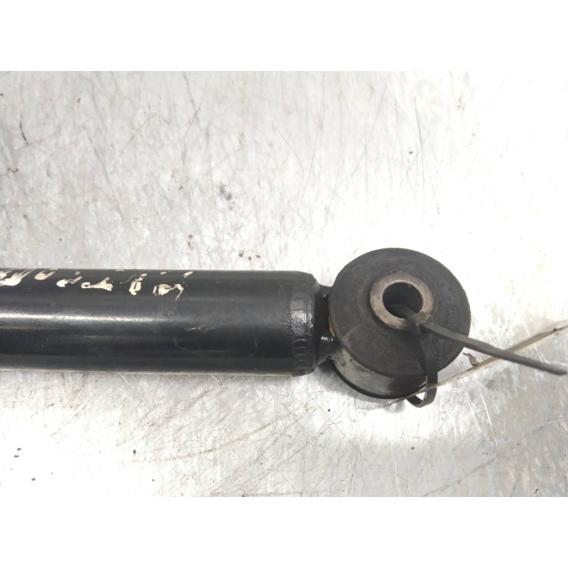 Recambio de amortiguador trasero para mitsubishi colt berlina 5 (z30a) 1.1 cat referencia OEM IAM MN125785  