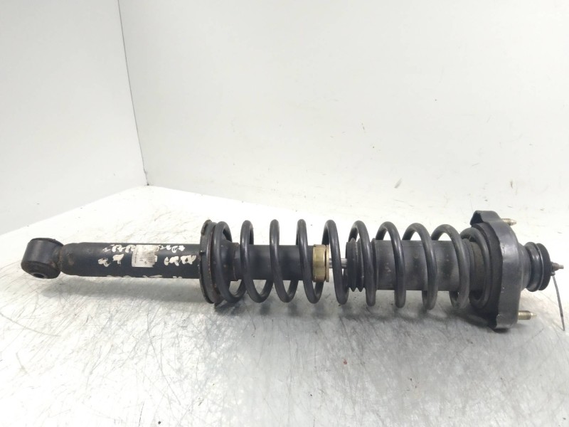 Recambio de amortiguador trasero para mitsubishi carisma berlina 4 (da0) 1.9 turbodiesel referencia OEM IAM   