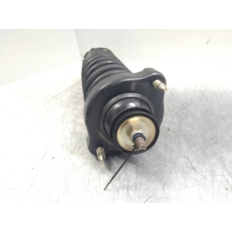 Recambio de amortiguador trasero para mitsubishi carisma berlina 4 (da0) 1.9 turbodiesel referencia OEM IAM   