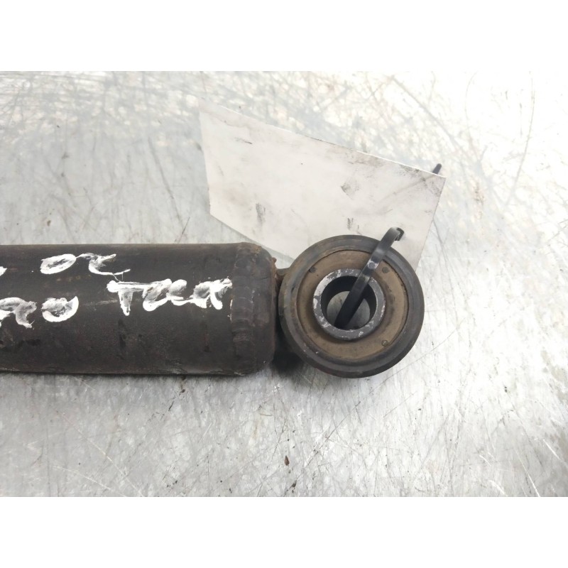 Recambio de amortiguador trasero para mitsubishi montero sport (k90) 2.5 tdi intense kaiteki referencia OEM IAM   