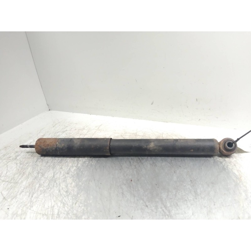 Recambio de amortiguador trasero para mitsubishi montero (v60/v70) 3.2 di-d cat referencia OEM IAM   