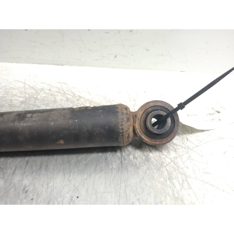 Recambio de amortiguador trasero para mitsubishi montero (v60/v70) 3.2 di-d cat referencia OEM IAM   