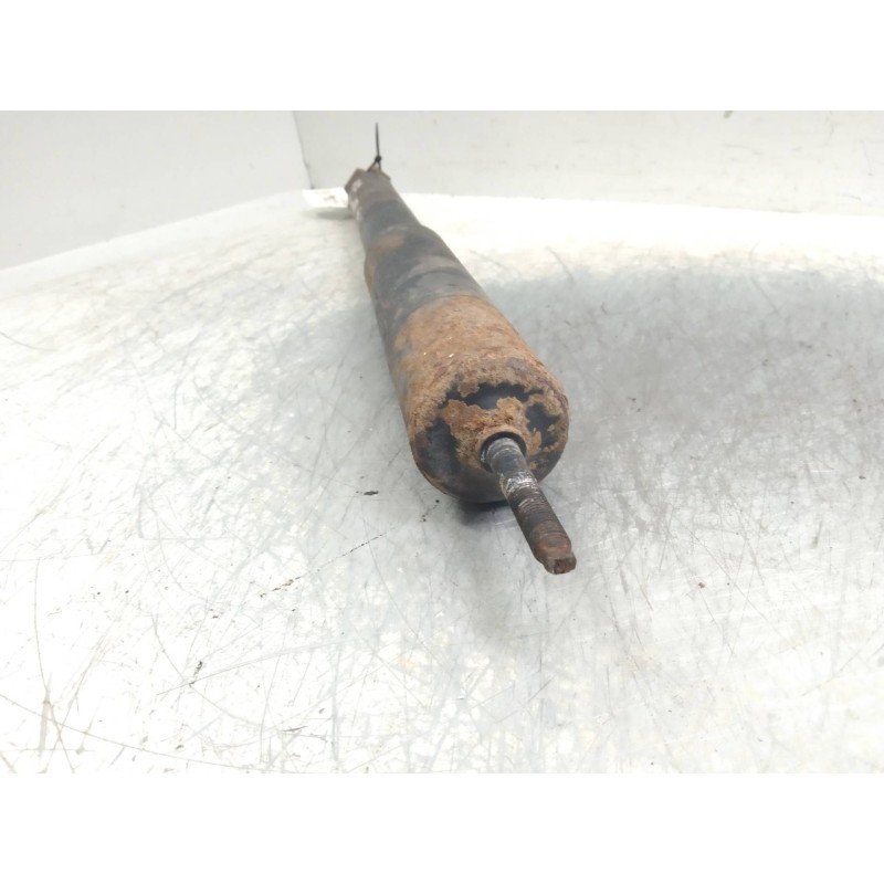 Recambio de amortiguador trasero para mitsubishi montero (v60/v70) 3.2 di-d cat referencia OEM IAM   